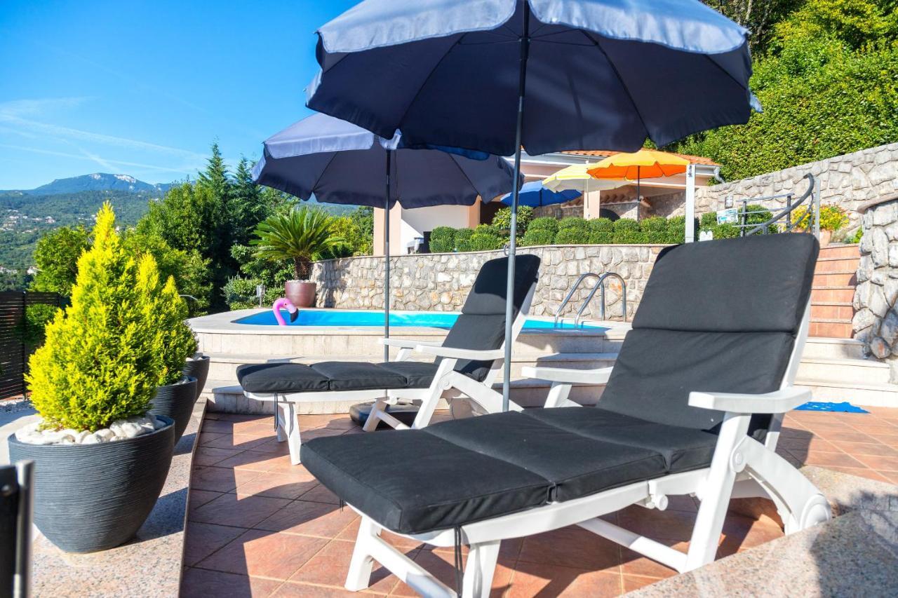 Apartments Villa Adore Ичичи Экстерьер фото