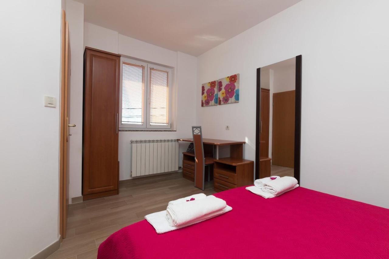 Apartments Villa Adore Ичичи Экстерьер фото
